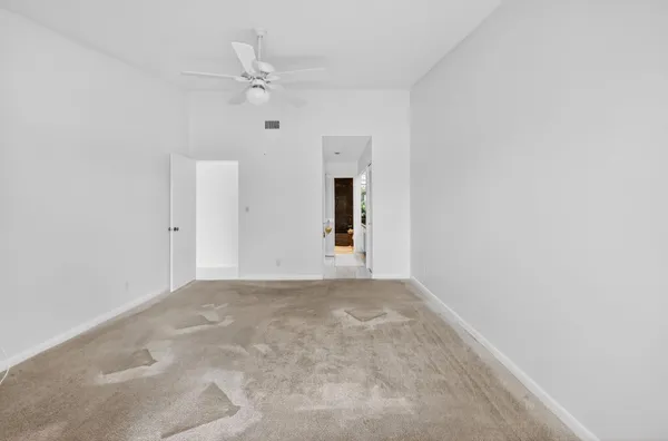 $264,000 | 5106 Oakhill Lane, Unit 923, Delray Beach, FL 33484