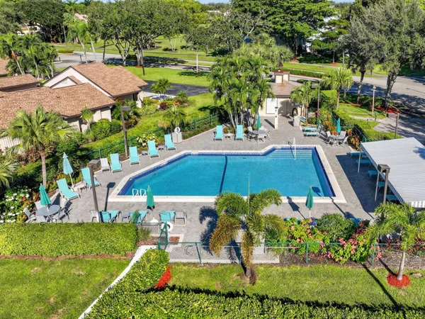 $264,000 | 5106 Oakhill Lane, Unit 923, Delray Beach, FL 33484