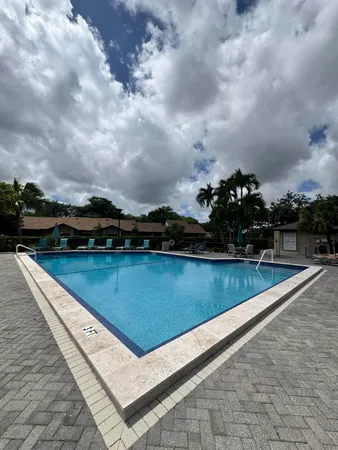 $264,000 | 5106 Oakhill Lane, Unit 923, Delray Beach, FL 33484
