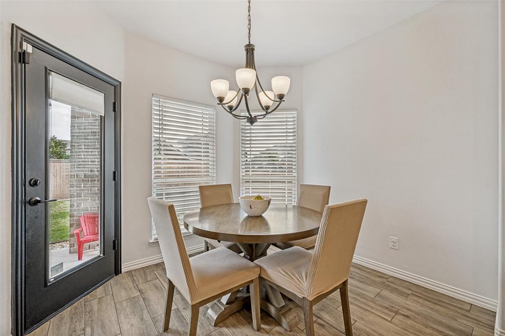 808 Violet Way Celina, TX 75009 - Photo 9 of 30 Dining nook off kitchen with healthy amount of natural light.