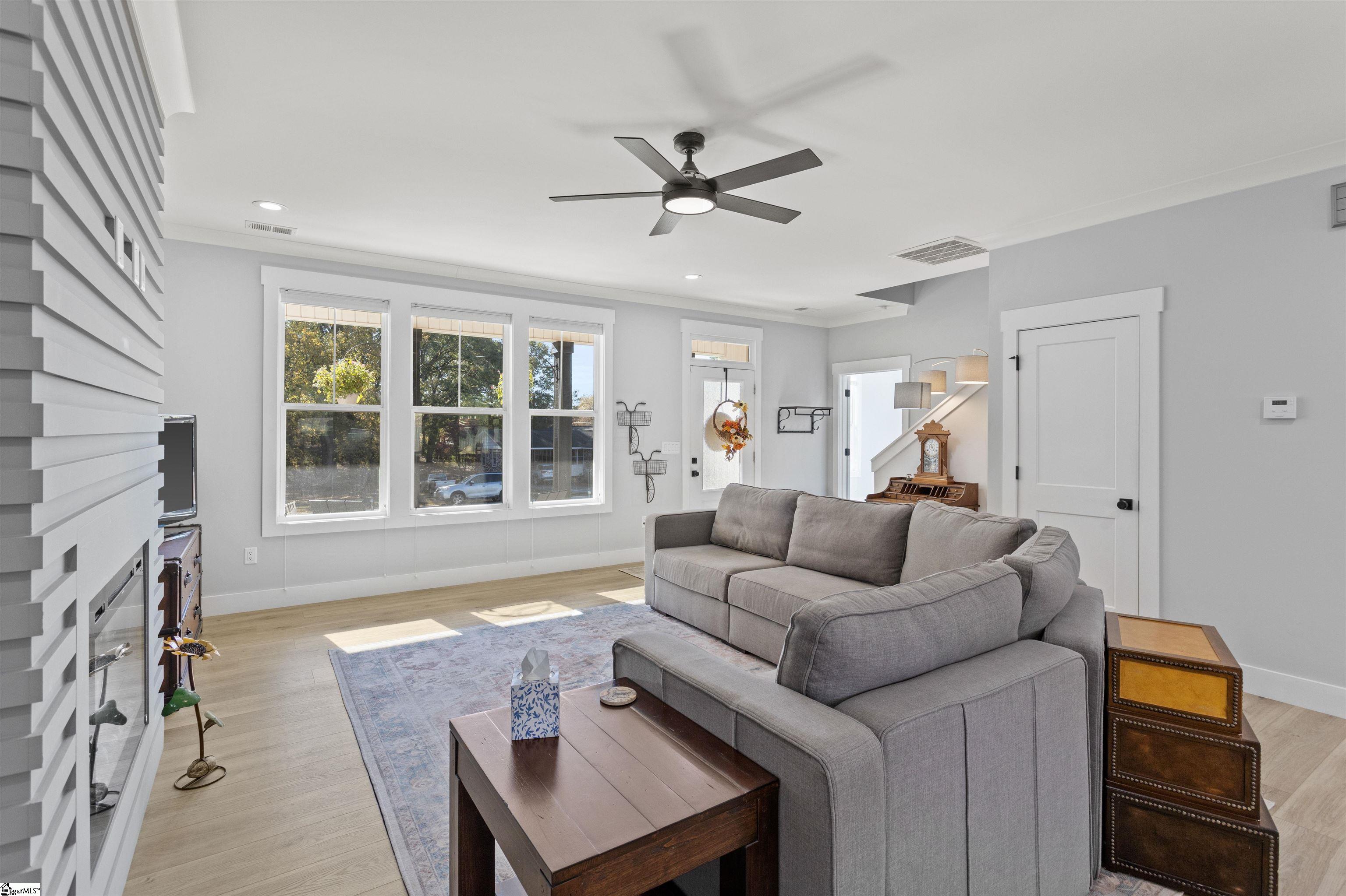 3 Sunset Court Williamston, SC 29697 - Photo 3 of 25