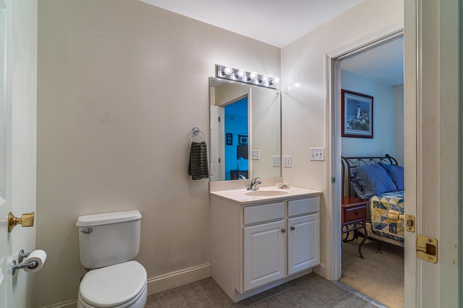 597 R Lafayette Road, Unit 201 Hampton, NH 03842 - Photo 14 of 24