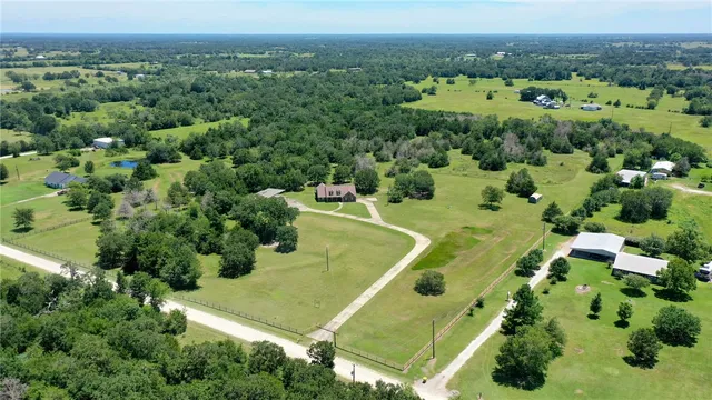 $749,500 | 9945 Oxford Cemetery Road, Madisonville, TX 77864