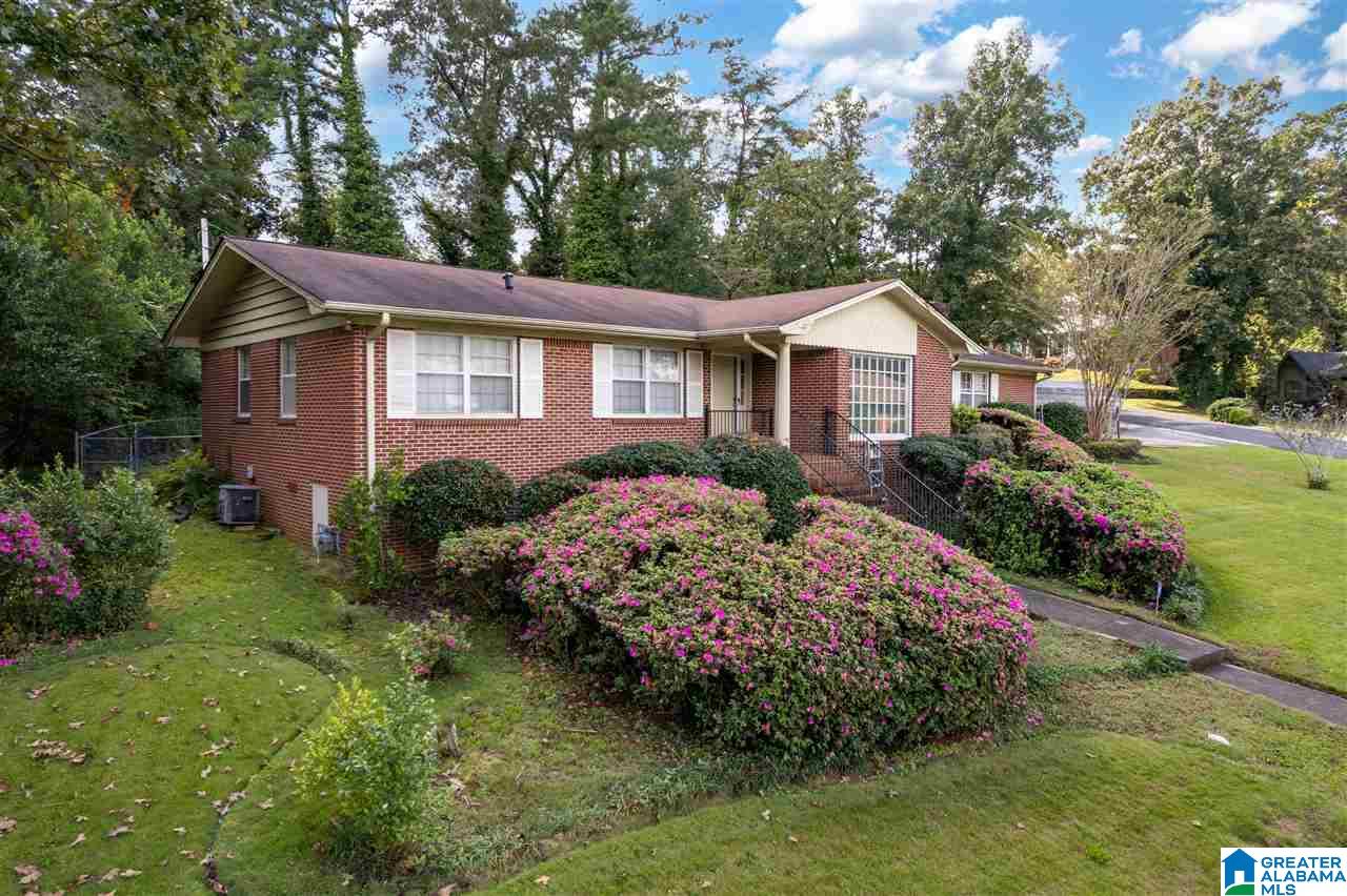 728 Milgray Lane Bessemer, AL 35022 - Photo 3 of 29