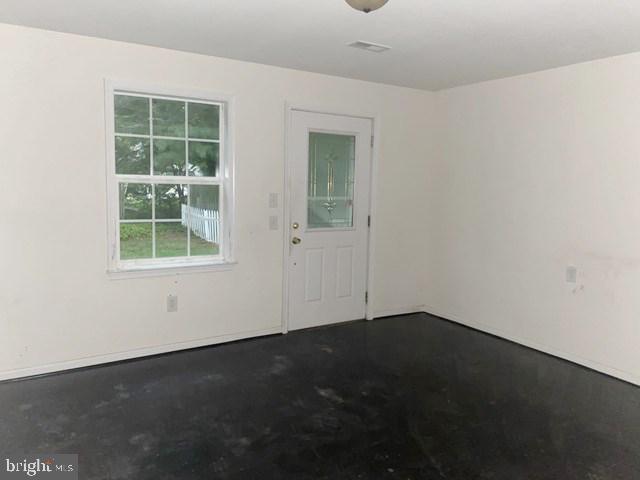 542 Jackson Road Atco, NJ 08004 - Photo 4 of 16 Gallery Image 4