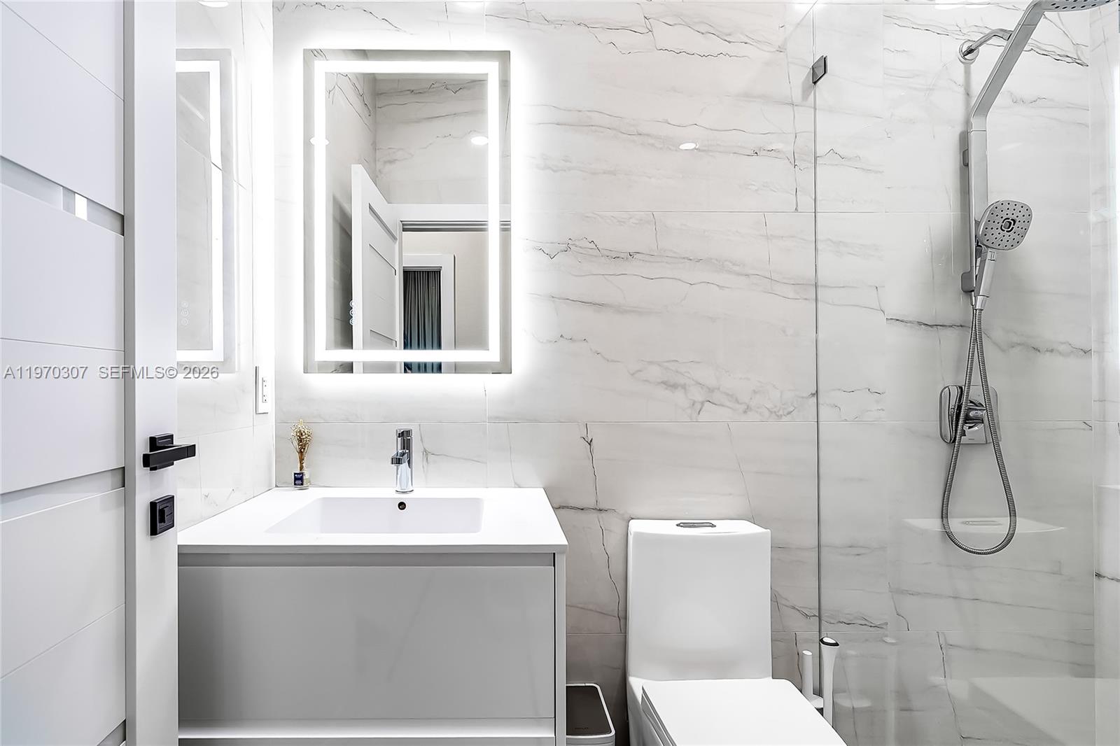 4566 Ficus Street Hollywood, FL 33021 - Photo 11 of 73