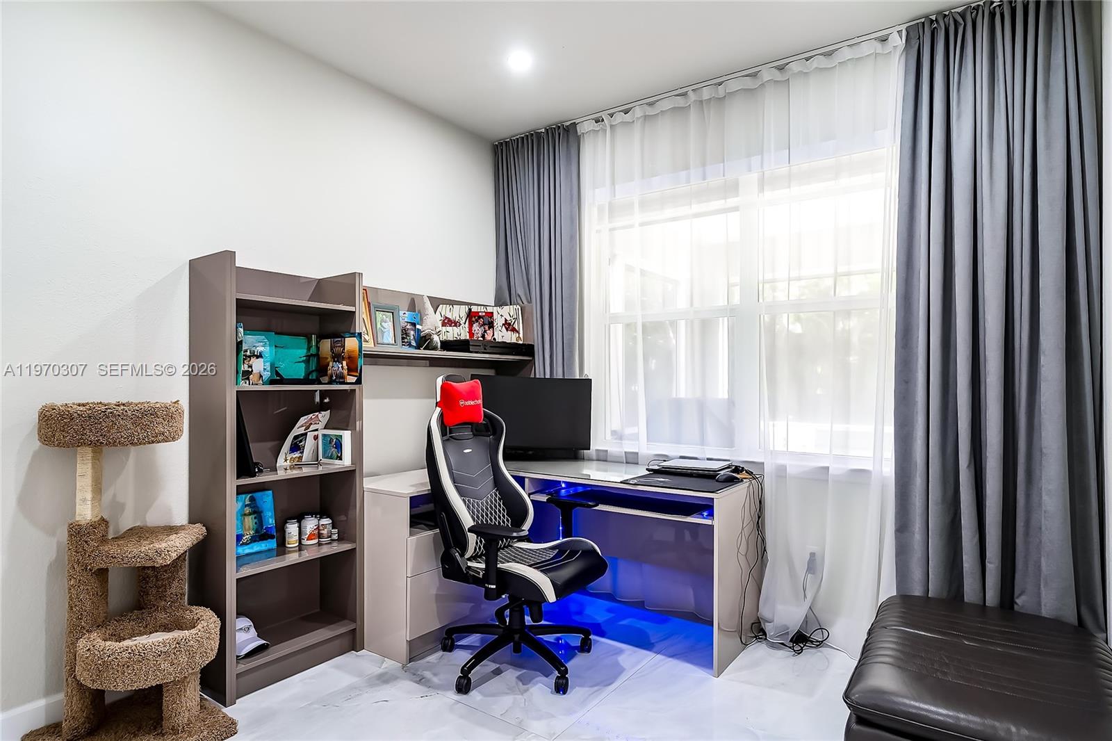 4566 Ficus Street Hollywood, FL 33021 - Photo 14 of 73