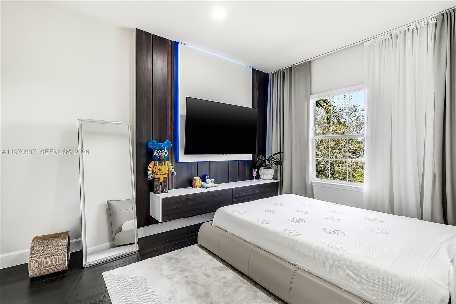 4566 Ficus Street Hollywood, FL 33021 - Photo 19 of 73