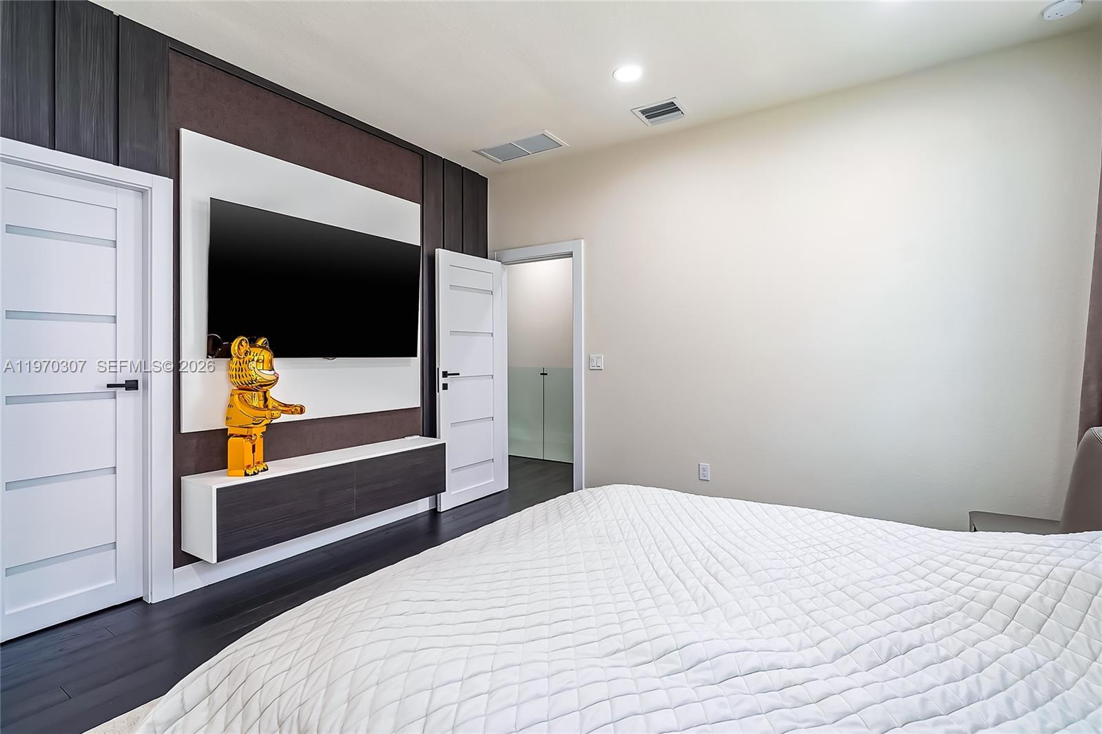 4566 Ficus Street Hollywood, FL 33021 - Photo 31 of 73