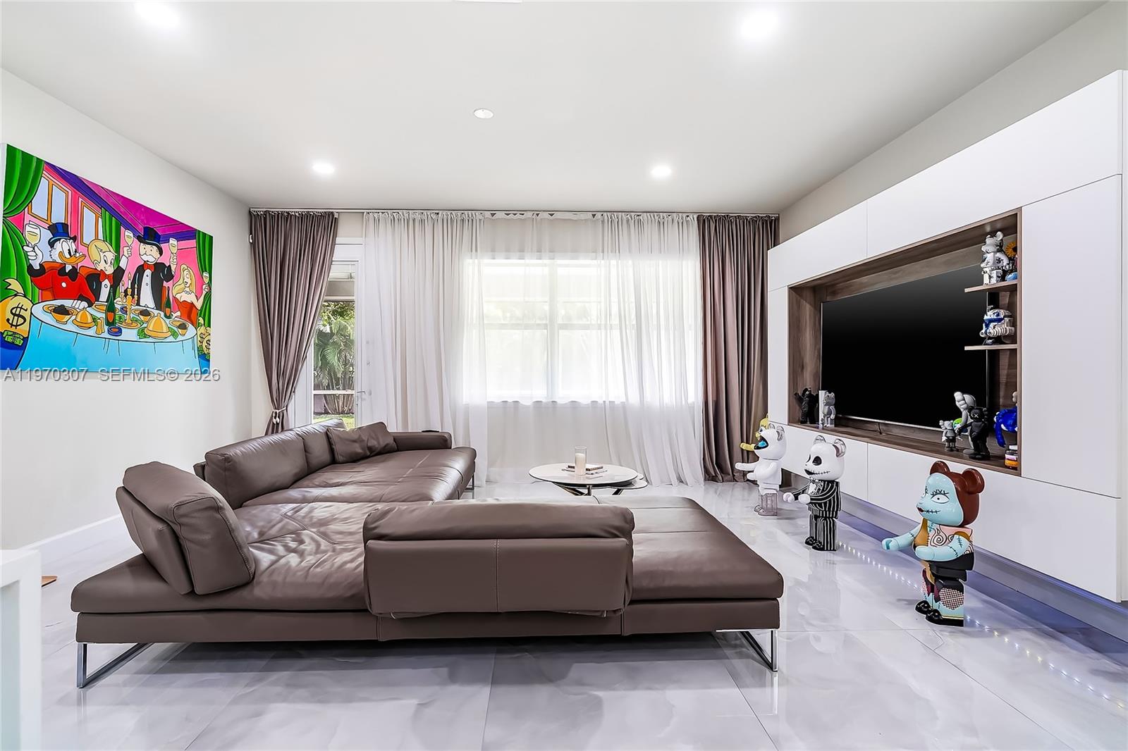 4566 Ficus Street Hollywood, FL 33021 - Photo 7 of 73