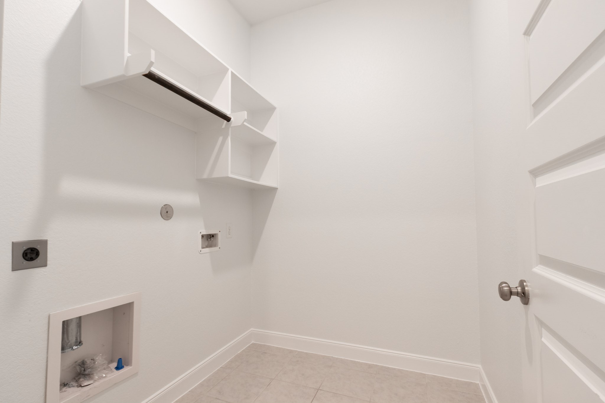 2312 Jessamine Heights Lane Pearland, TX 77089 - Photo 36 of 49 a view of bathroom