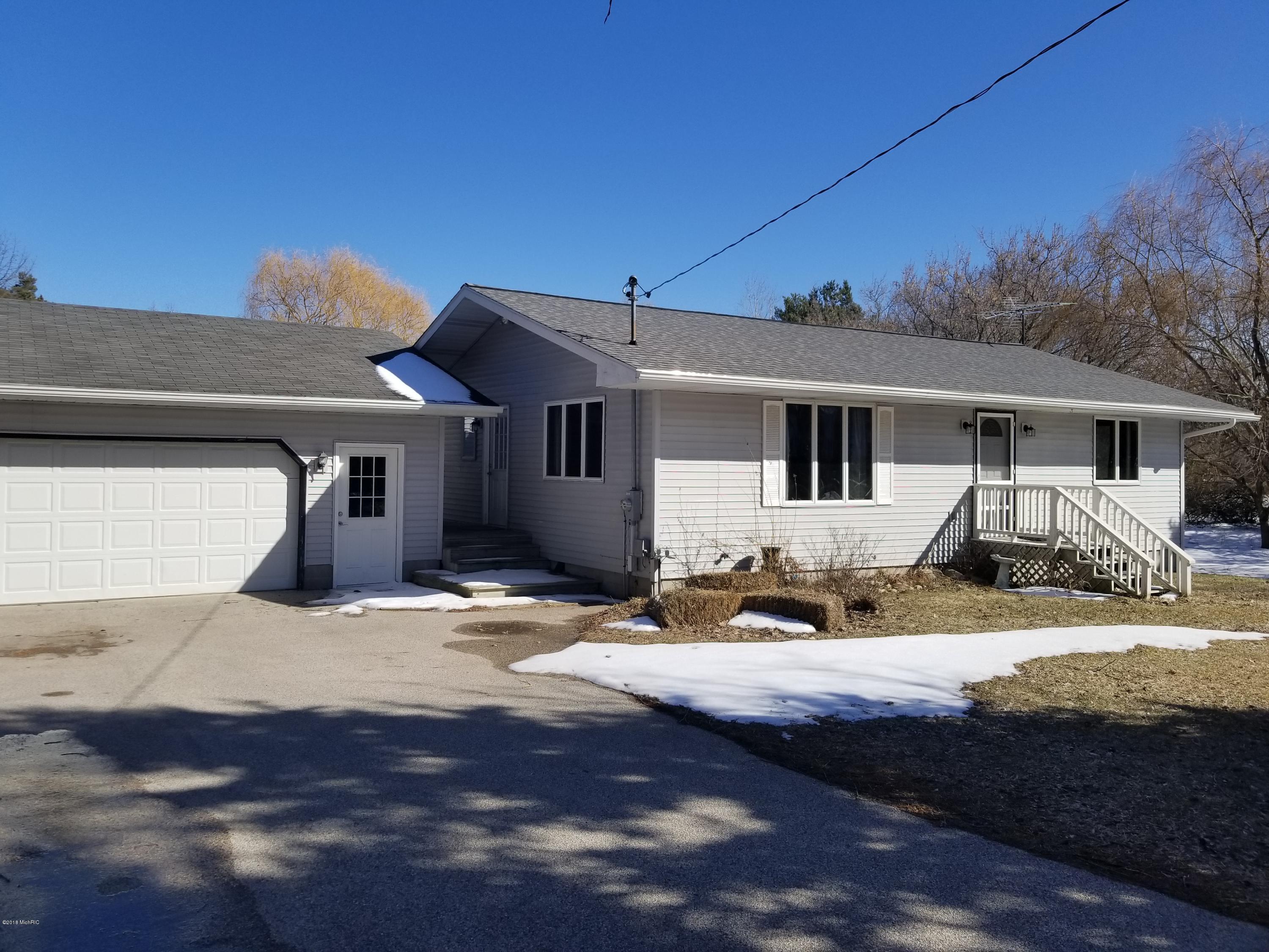 2410 South Brunson Road Ludington, MI 49431 - Photo 1 of 8 20180316_161812