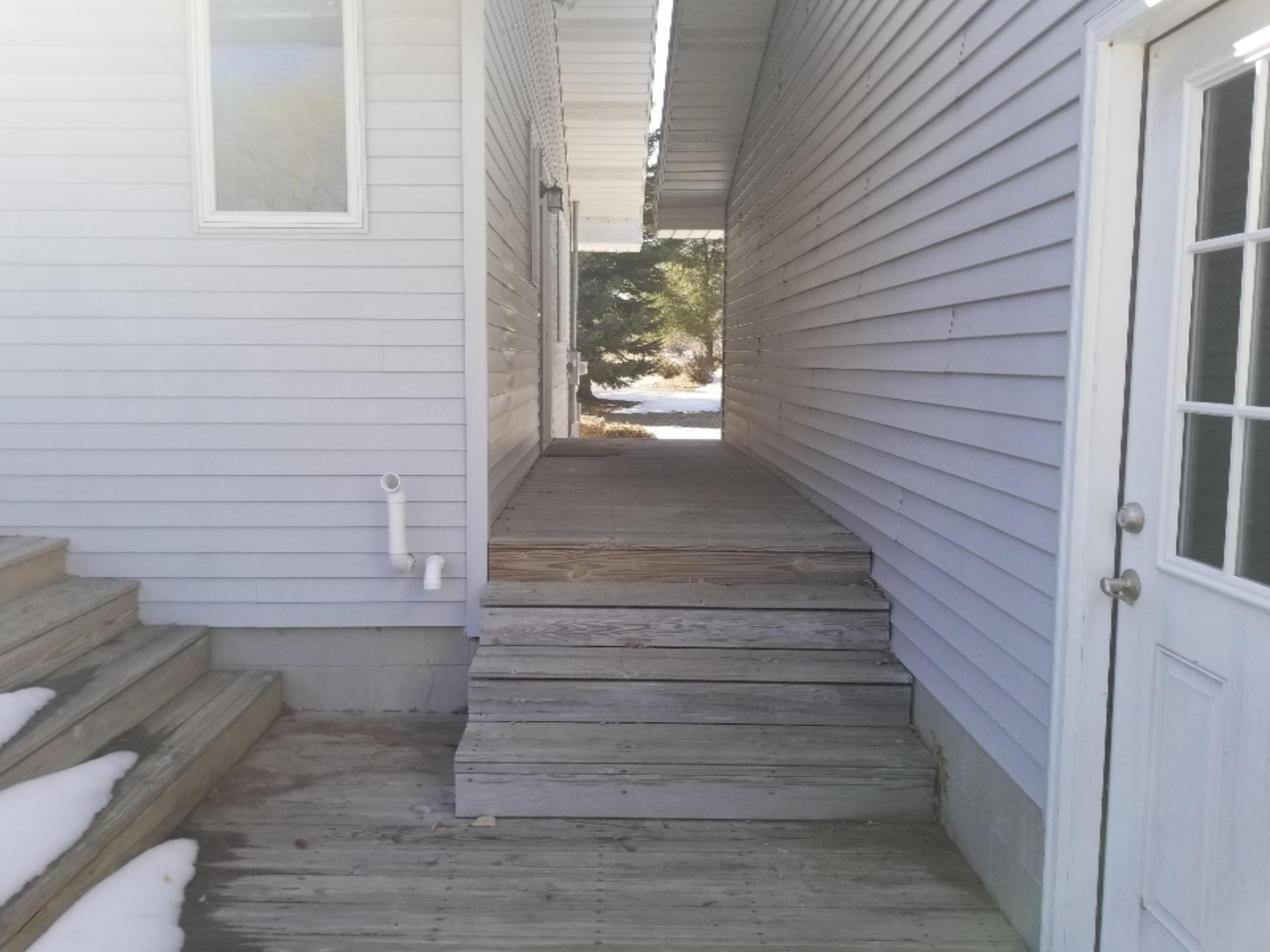2410 South Brunson Road Ludington, MI 49431 - Photo 7 of 8 20180316_161928