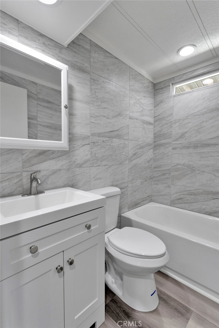 15252 Seneca Road, Unit 214 Victorville, CA 92392 - Photo 12 of 22 Gallery Image 12