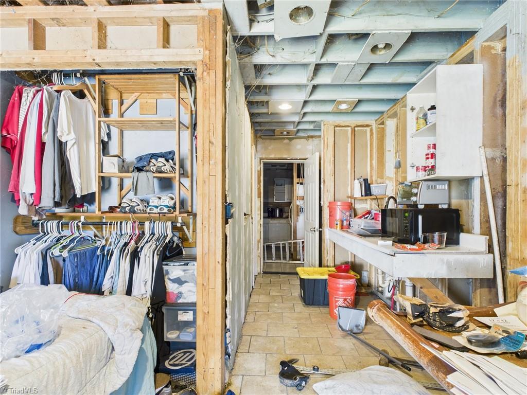 1307 Tipton Street High Point, NC 27262 - Photo 17 of 22