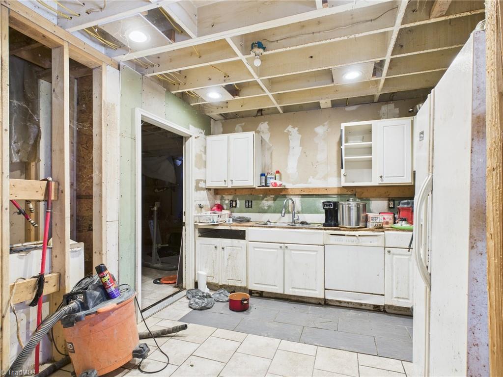 1307 Tipton Street High Point, NC 27262 - Photo 19 of 22