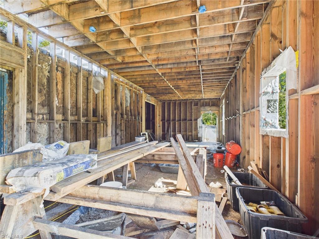 1307 Tipton Street High Point, NC 27262 - Photo 10 of 22