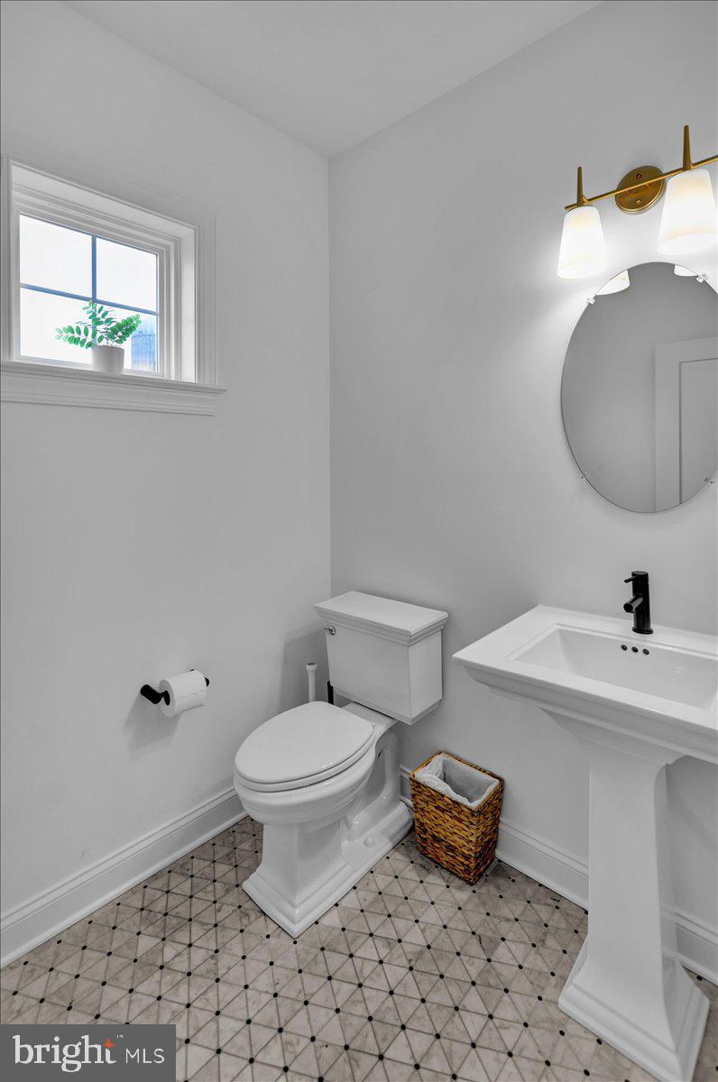 1089 Lititz Bend Drive Lititz, PA 17543 - Photo 11 of 55