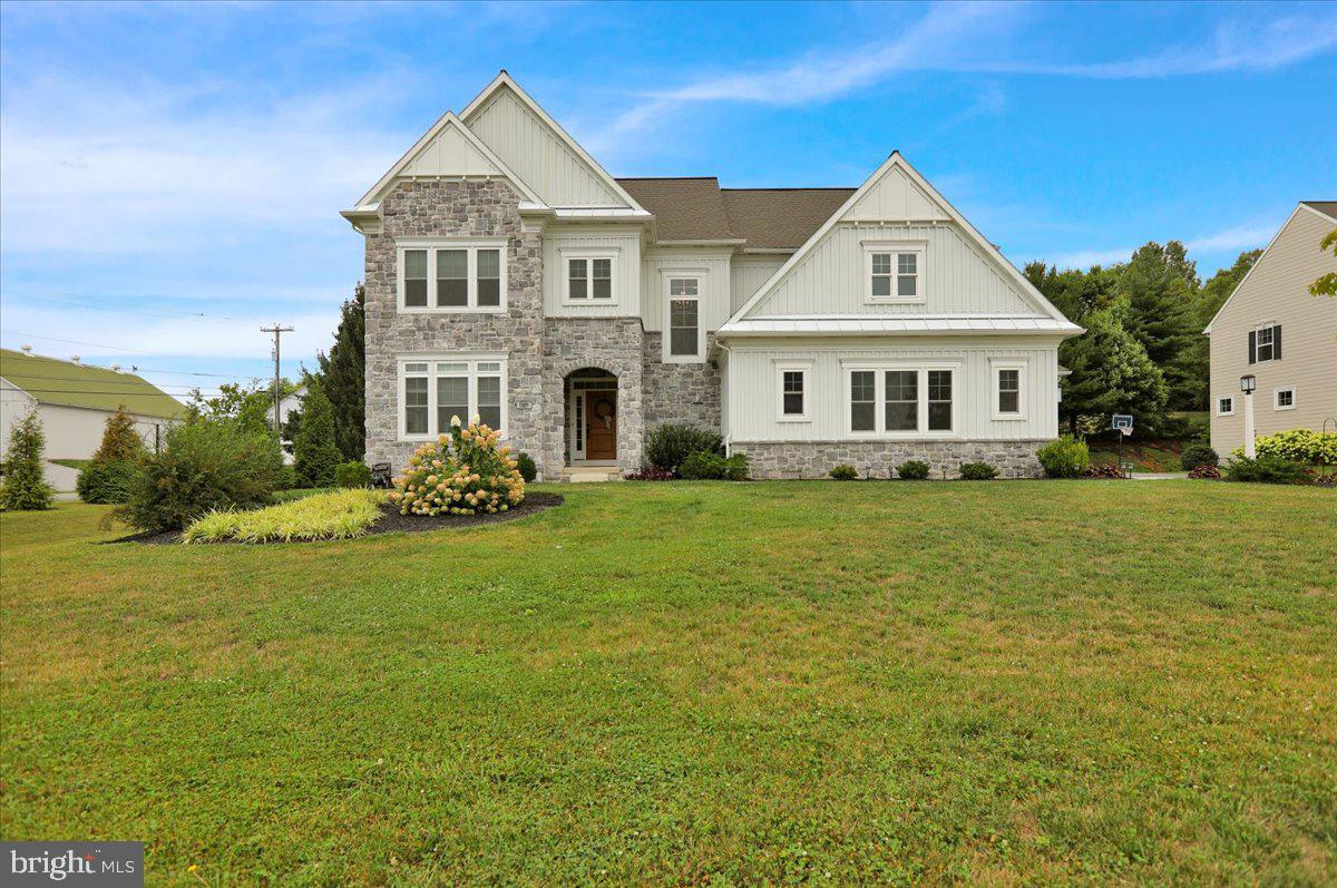 1089 Lititz Bend Drive Lititz, PA 17543 - Photo 2 of 55