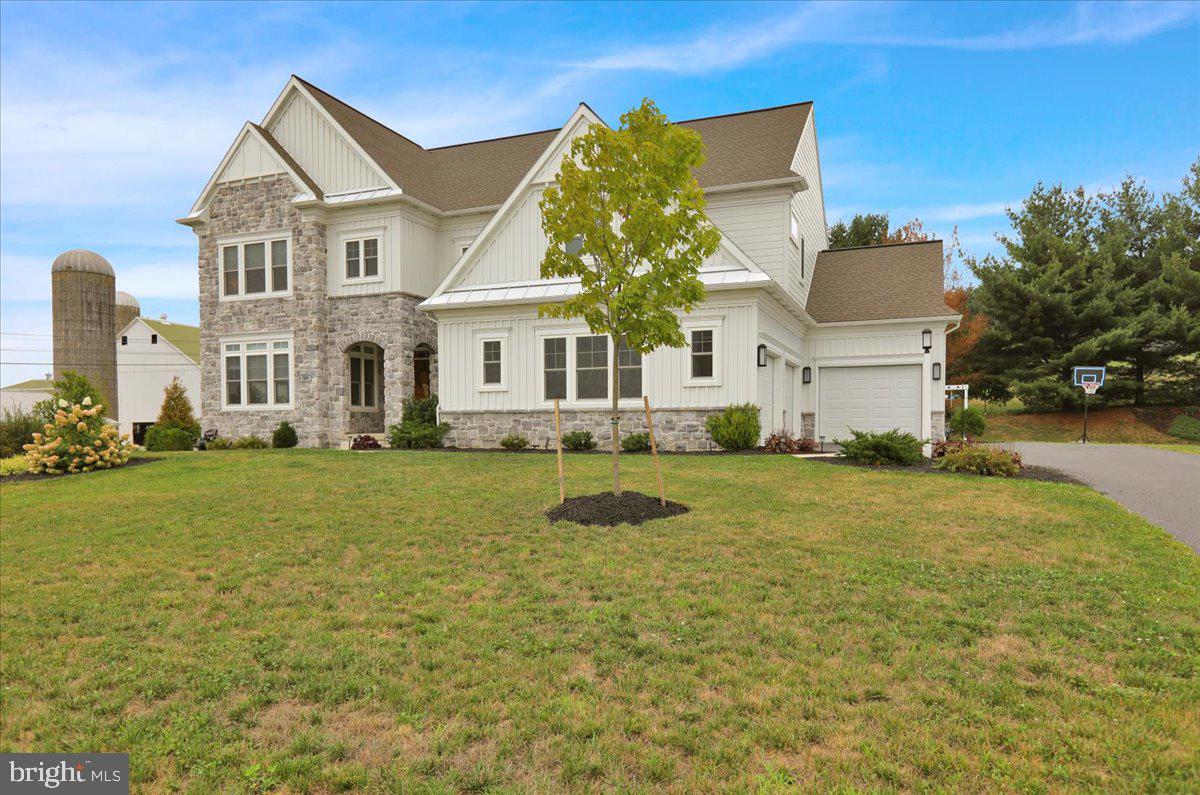 1089 Lititz Bend Drive Lititz, PA 17543 - Photo 3 of 55