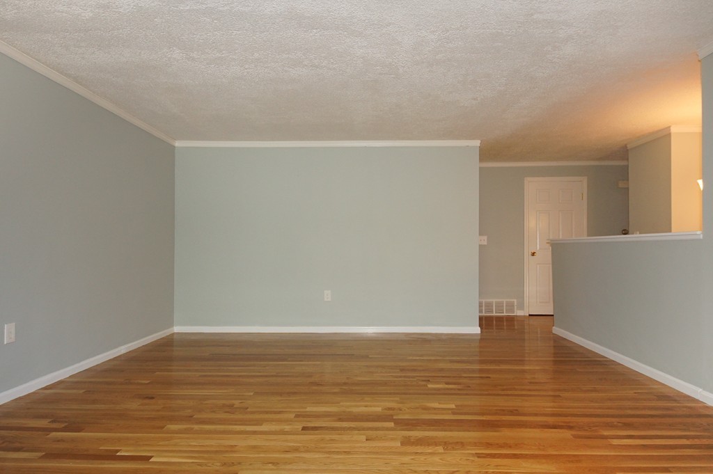 41 Juniper Brook Road Northborough, MA 01532 - Photo 4 of 27 Gallery Image 4