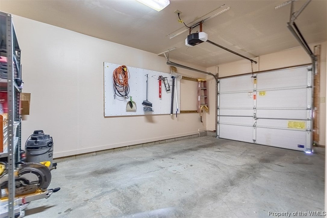 148 Rustling Oak Ridge Yorktown, VA 23692 - Photo 22 of 27 Gallery Image 22