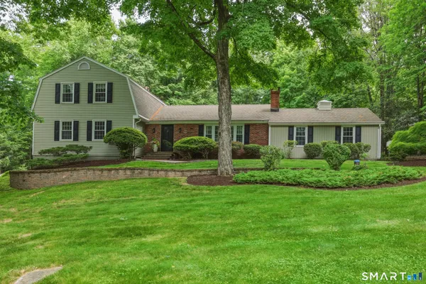 $589,000 | 14 High Hill Road, Canton, CT 06019