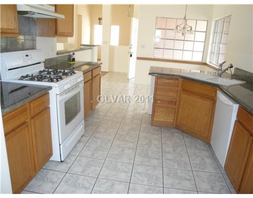 633 Camp Hill Road Henderson, NV 89015 - Photo 8 of 13 Kitchen.