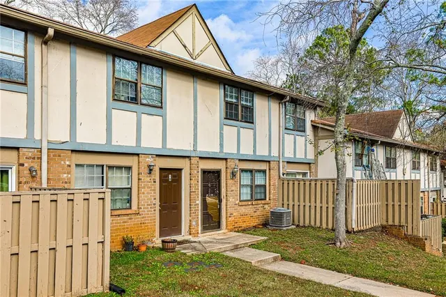 $125,000 | 1150 Rankin Street, Unit 20O, Stone Mountain, GA 30083