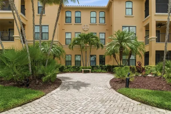 $230,000 | 2739 Via Capri, Unit 1014, Clearwater, FL 33764