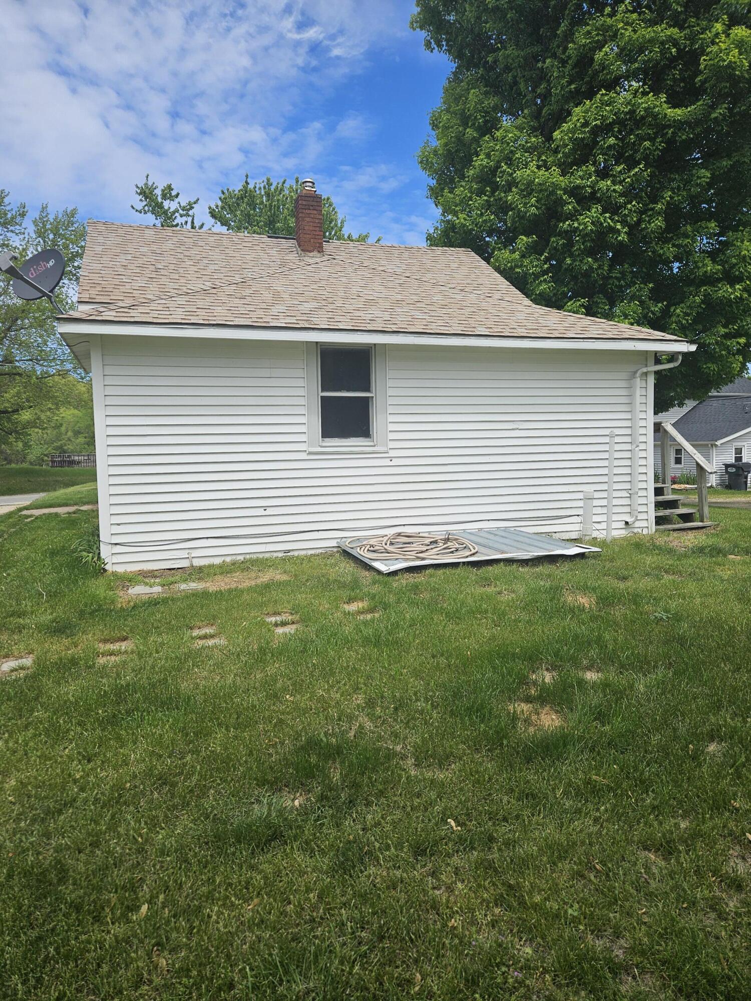 2759 Riverside Road Benton Harbor, MI 49022 - Photo 3 of 12 1000006180