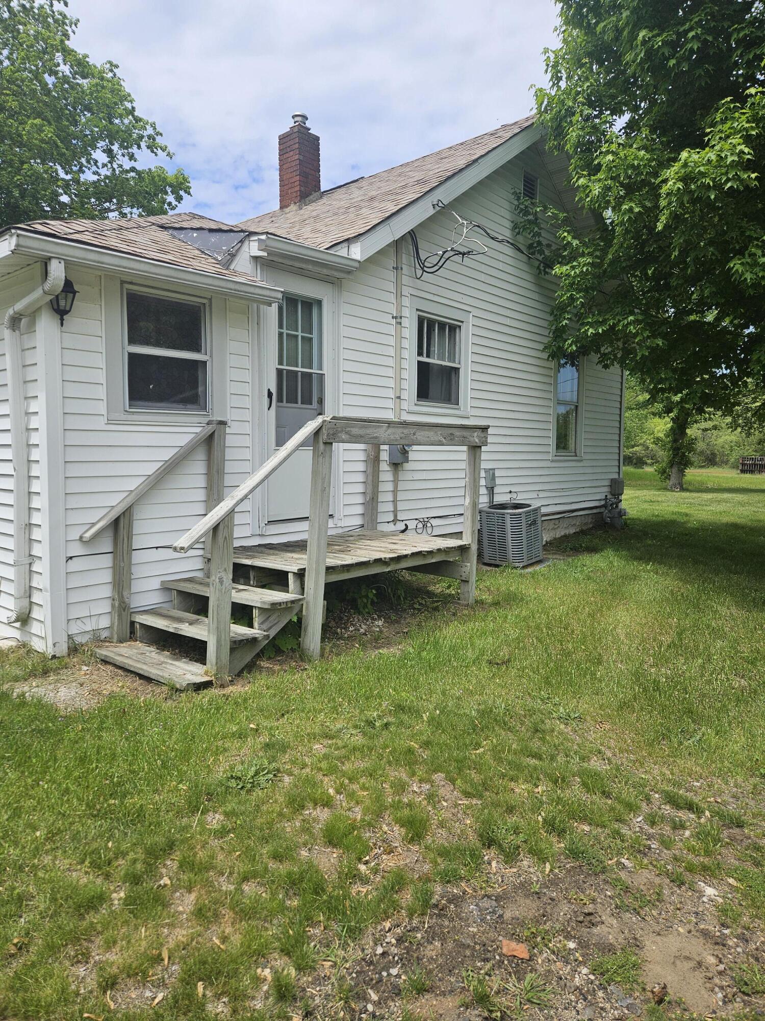 2759 Riverside Road Benton Harbor, MI 49022 - Photo 5 of 12 1000006181