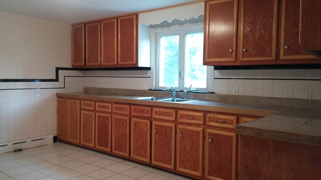 101 Slater Avenue Springfield, MA 01119 - Photo 2 of 16