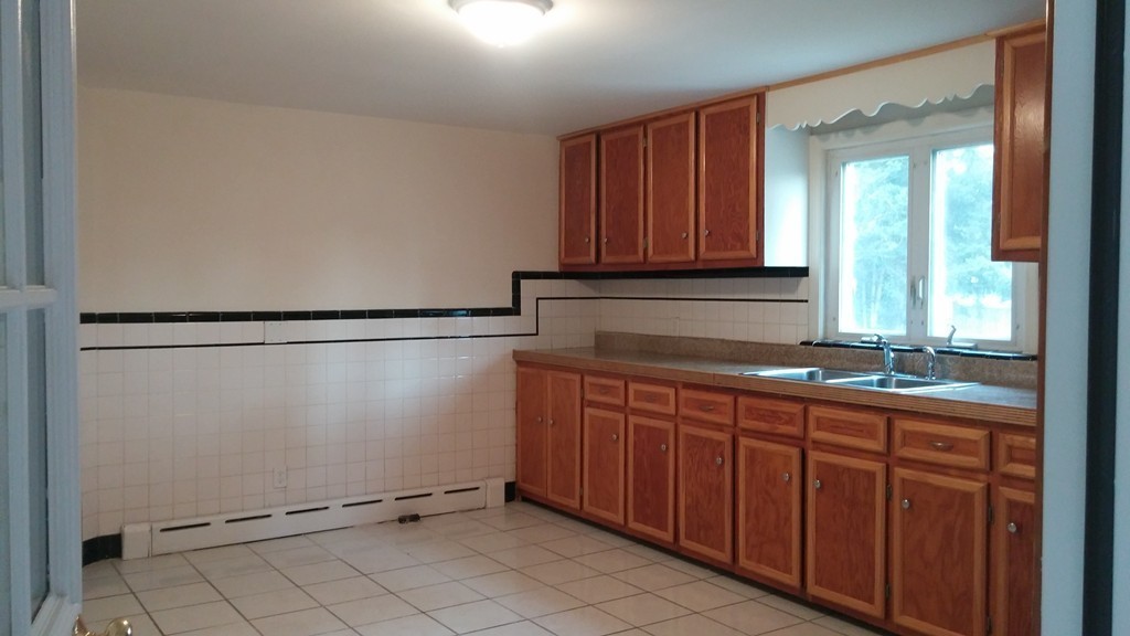 101 Slater Avenue Springfield, MA 01119 - Photo 3 of 16