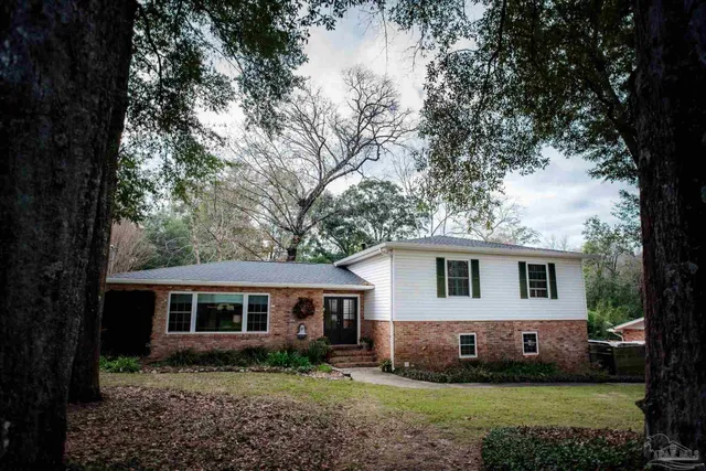 $469,000 | 8683 Scenic Hills Drive, Pensacola, FL 32514