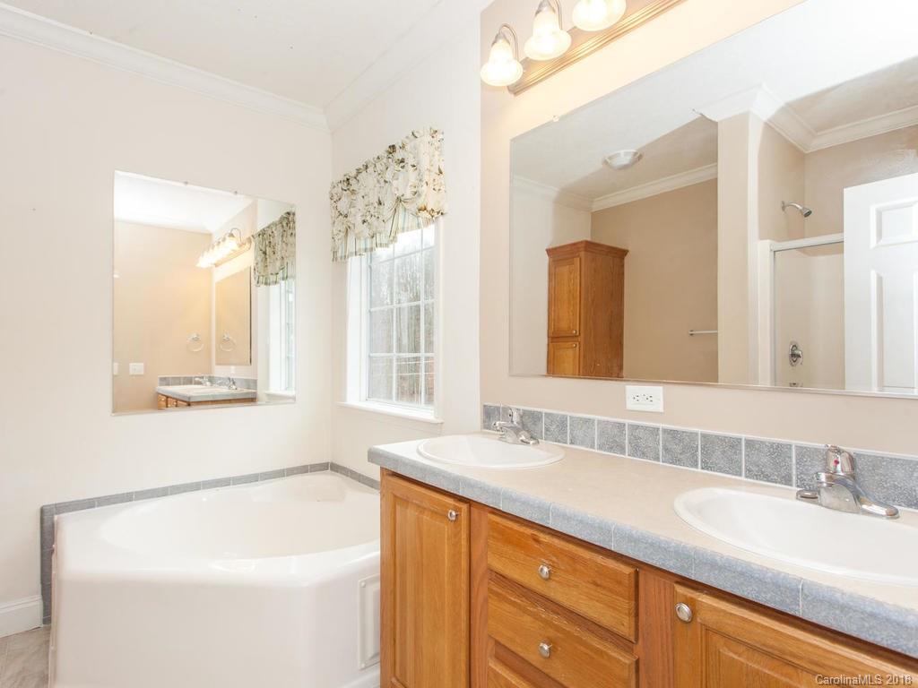 892 Bone Camp Road Marshall, NC 28753 - Photo 17 of 26 Gallery Image 17
