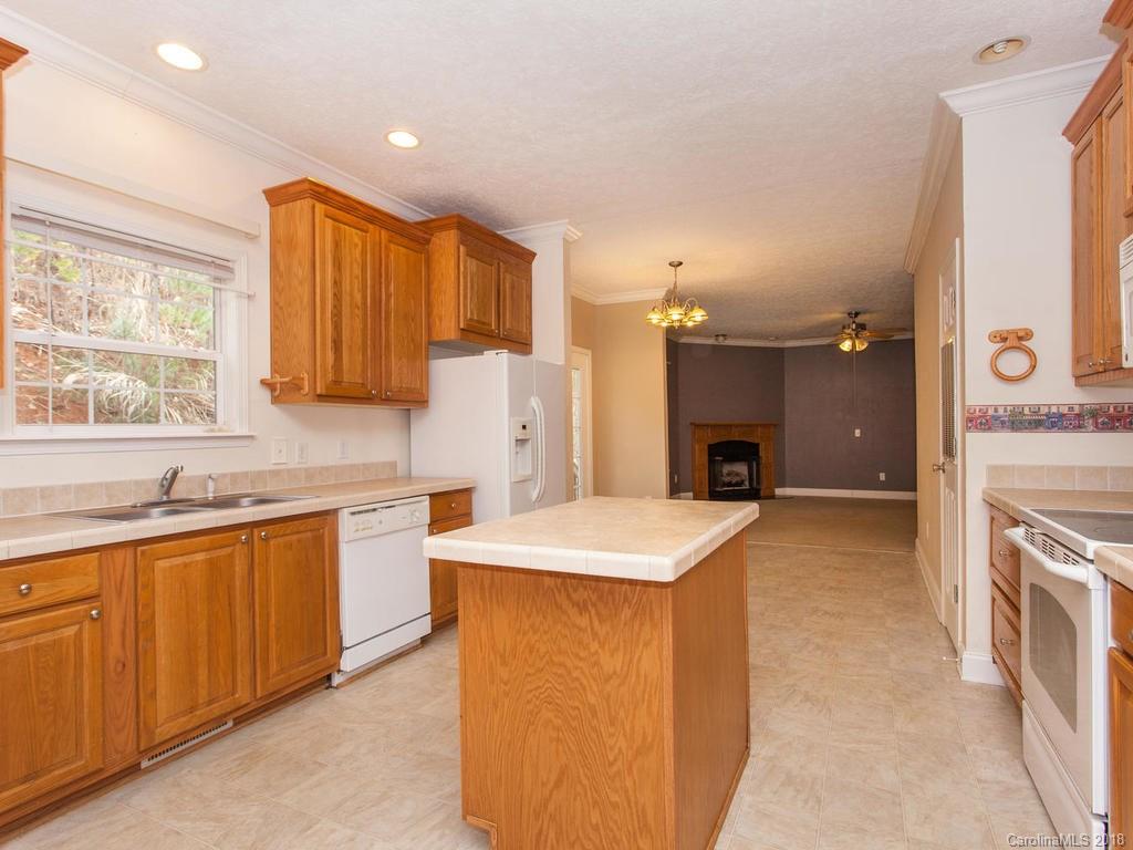 892 Bone Camp Road Marshall, NC 28753 - Photo 10 of 26 Gallery Image 10