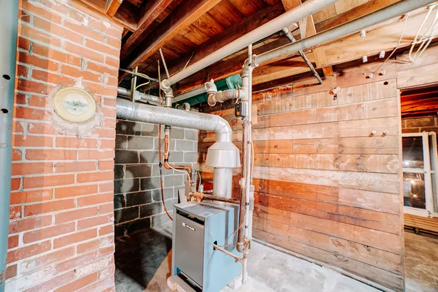 $119,900 | 317 South 4th Street, Watseka, IL 60970