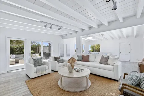 $2,600,000 | 1136 8th Street, Hermosa Beach, CA 90254