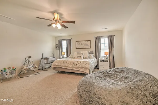 $499,000 | 6901 Wildlife Circle, Piney Flats, TN 37686