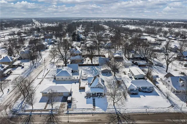 $344,900 | 104 West Main Street, Savannah, MO 64485