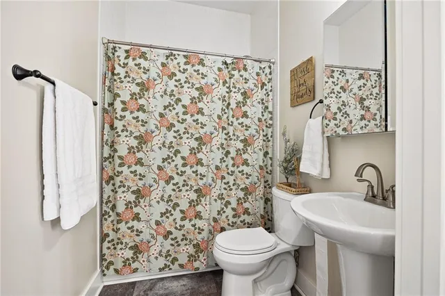 $344,900 | 104 West Main Street, Savannah, MO 64485