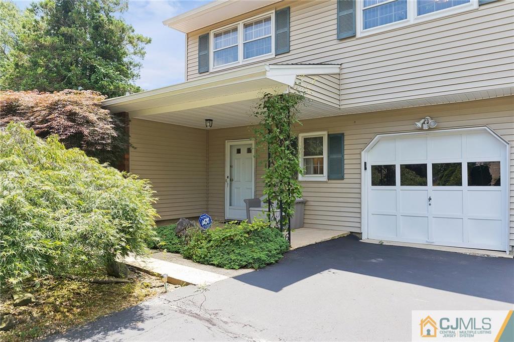 26 Rath Lane East Brunswick, NJ 08816 - Photo 2 of 25 Gallery Image 2