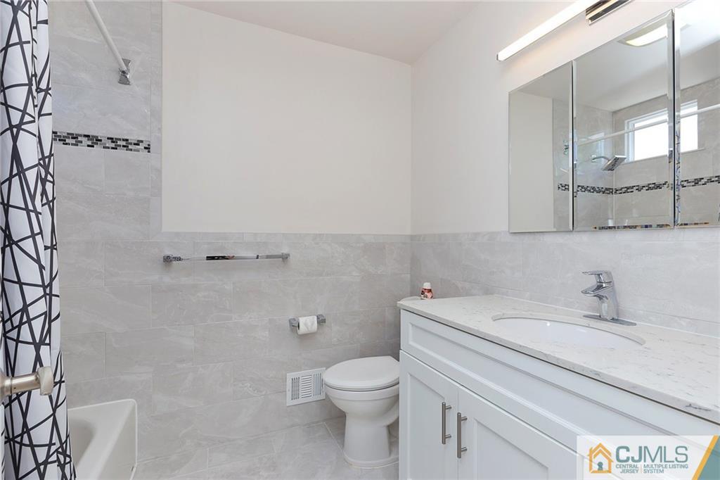 26 Rath Lane East Brunswick, NJ 08816 - Photo 11 of 25 Gallery Image 11