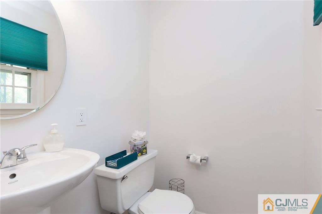 26 Rath Lane East Brunswick, NJ 08816 - Photo 12 of 25 Gallery Image 12