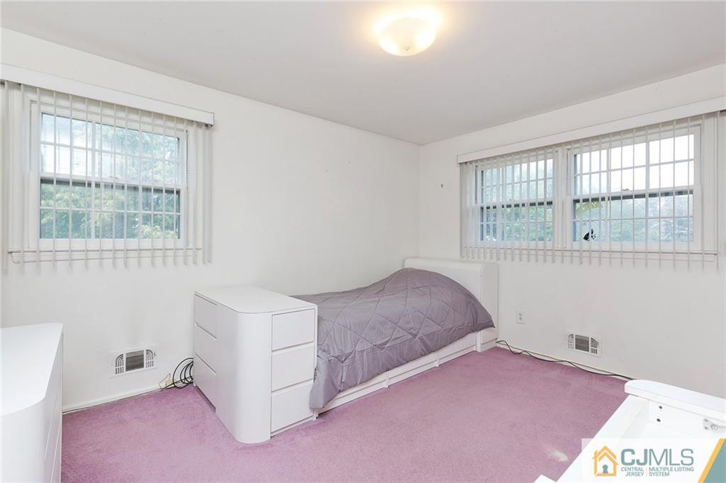 26 Rath Lane East Brunswick, NJ 08816 - Photo 16 of 25 Gallery Image 16