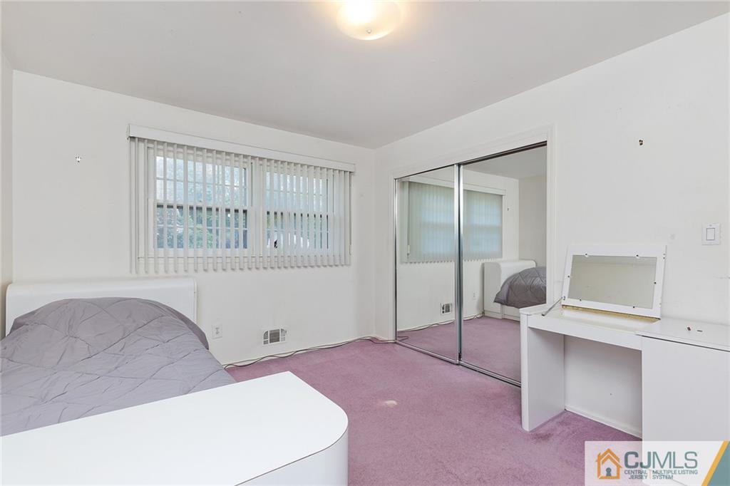 26 Rath Lane East Brunswick, NJ 08816 - Photo 17 of 25 Gallery Image 17