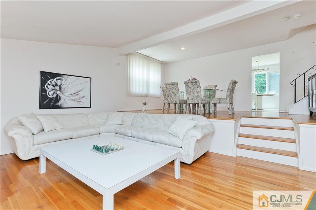 26 Rath Lane East Brunswick, NJ 08816 - Photo 4 of 25 Gallery Image 4