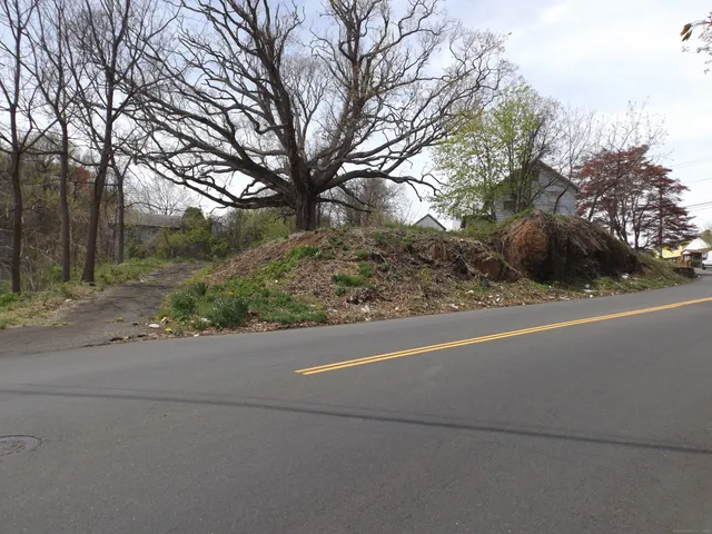 $99,900 | 213 Exeter Street, Bridgeport, CT 06606