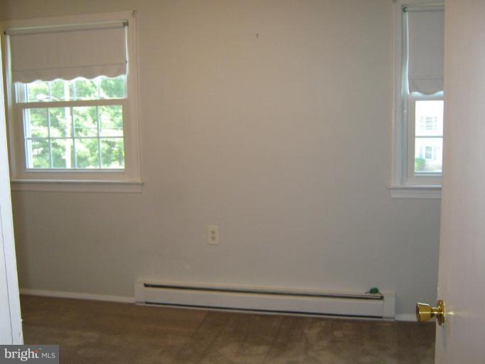 221 Dry Mill Road Southwest Leesburg, VA 20175 - Photo 12 of 16 Additional view of Bedroom #1